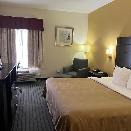 Quality Inn Richmond Airport Sandston Exteriör bild
