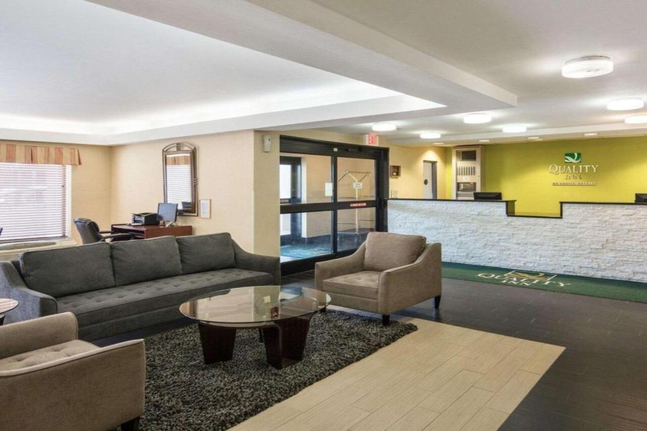 Quality Inn Richmond Airport Sandston Exteriör bild