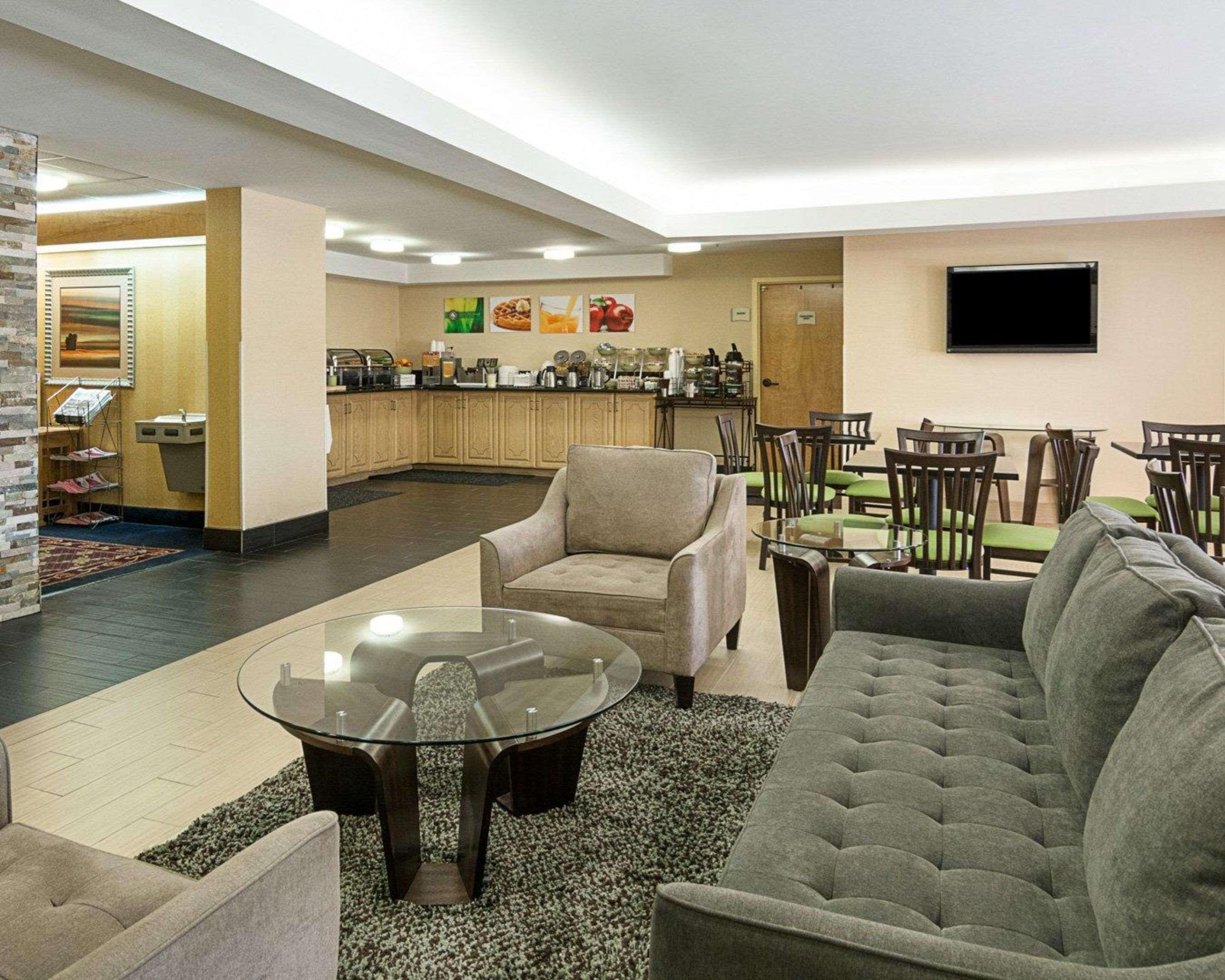 Quality Inn Richmond Airport Sandston Exteriör bild