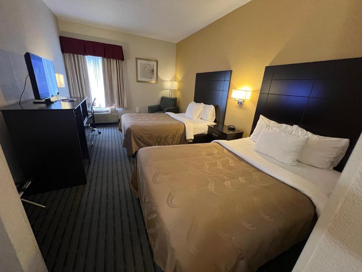 Quality Inn Richmond Airport Sandston Exteriör bild